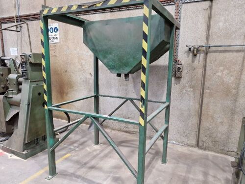 H/D Steel Framed Feed Hopper