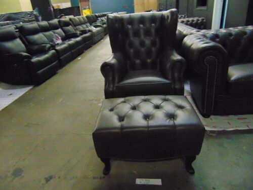 Bailey Wing Chair And Leather Ottoman - Annat