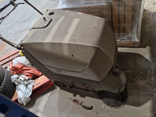 Nilfisk SW850s Factory Floor Sweeper