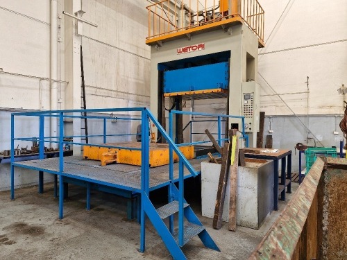 2003 Wetdri HD Mot 150 Ton Capacity Hydraulic Press