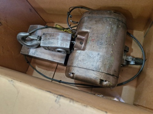 GIS Electric Chain Hoist, 3.2 Ton (Untested)