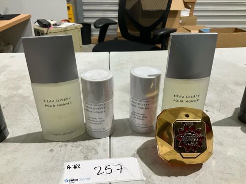 Bundle of Perfumes RRP 507.99