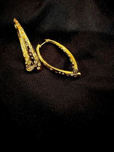 18ct Yellow Gold Diamond Earrings with 4 Marquise Cut Diamonds and 60x Round Brilliant Cut Diamonds