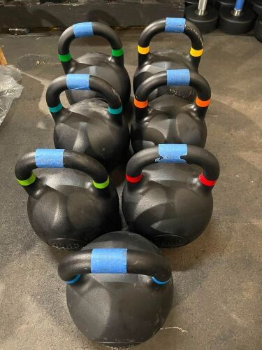 NEW - Lift Kettle Bell Set of 7 Inc. 1x of each 28,24,20,16,12,10,8 kilo kettle bell