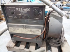 Arc Welder Lincoln Electric R3S-600 With Wire Feeder