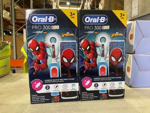 2x Oral B Power Toothbrush Pro 300 Kids Spiderman