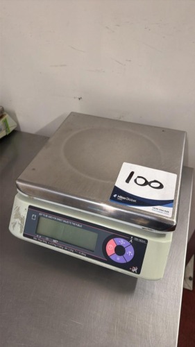 Ishida IPC Digital Weighing Scale