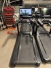 Life Fitness Integrity+ Series Treadmill with Discover SE4 24" Console (Black Onyx) - 2