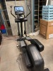 Life Fitness Integrity+ Series Cross-Trainer with Discover SE4 16" Console (Black Onyx) - 2