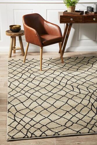 Rug Culture - Morocco 181 Cream Rug - Size: 290 x 200 cm,