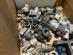 Truck Pressure Controller Valve and Other Mechanical Parts