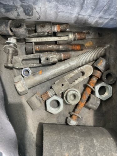 Truck Mechanical Nuts and Bolts