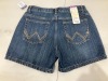 Wrangler Women's Ultimate Q Baby Booty Up Short - Z30 Mid Town Blue - XCP2336589 - Size 7 - 3