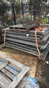 Qty Temporary Fencing Panels with Plastic Fence Feet