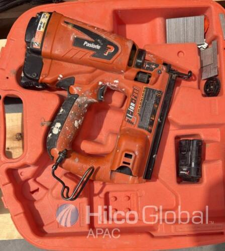 Paslode IM250S-II Angled Brad Nailer