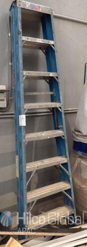 Bailey Fibreglass Platform Step Ladder
