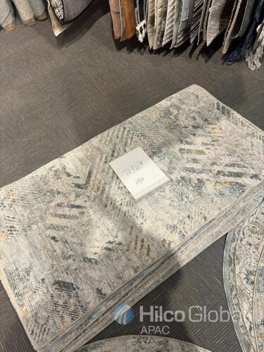 17x Rugs measuring 80x150cm