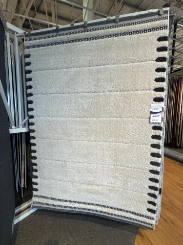 Love That Homewares Liege Rug 160x230cm
