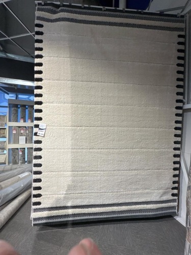 Love That Homewares Liege Rug 240 x 340 cm