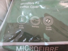 5 x Microfibre Pillows, Low - 3