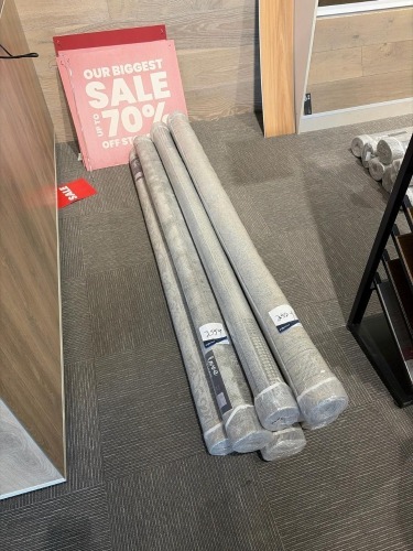 7x Mixed Rugs Measuring 200x290 cm