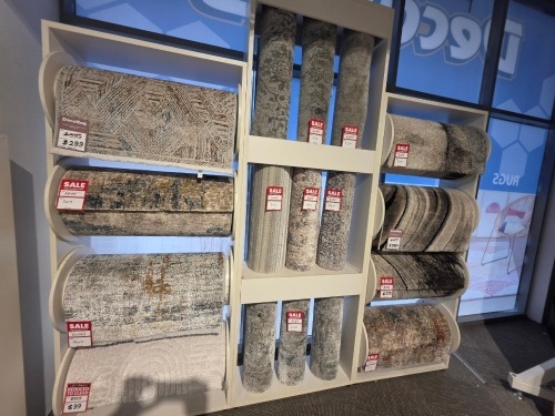 3 display fixtures inc rugs of unknown sizes/specs