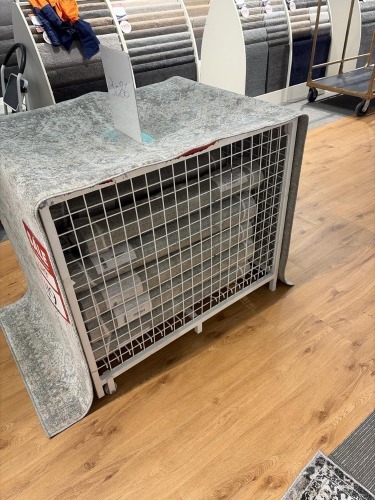 20x Lifestyle Natural Colour 80 x 300 cm Runners Inc. metal cage. Must take all