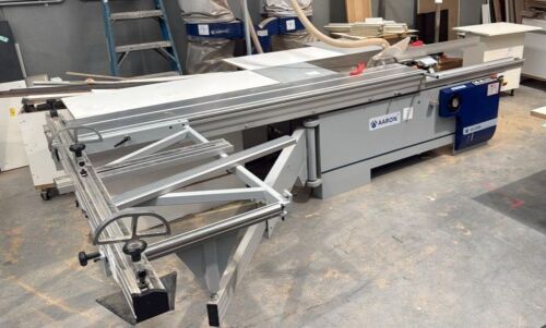 AARON MJ-26KB 2.6m Panel Saw
