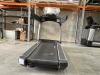LIFE FITNESS 95T Engage treadmill - 5