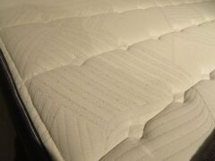 Queen Sublime Elevate Ultra Mattress & Base - 4