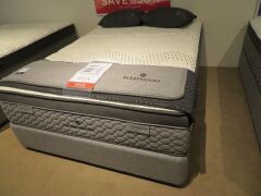 Queen SleepTailor Bespoke Plush/Medium Mattress & Base