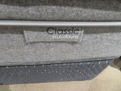 Queen SleepTailor Classic Plush/Medium Mattress & Base - 3
