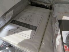 Approx 30 assorted Pillow Cases, Standard & European - 3
