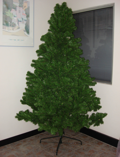 6Ft White Christmas Tree - 480 Tip High Quality (XM-TR1002W)