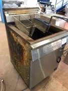 Goldstein 2 Basket Deep Fryer, Natural Gas, Model: FRG2, Approval No: C33 - 2