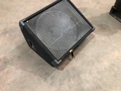 2 x AM Power Wedge Speaker Boxes - 6