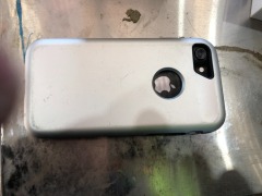 Apple iPhone 7, no charger, condition unknown - 2