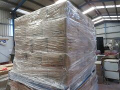 500 x 1kg bags of Family Favourites snakes comprising 50 Boxes of 10x 1kg bags per box, total 500 bags. - 6