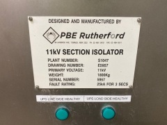 SIO47 - Section Isolator - 11000V, 1250A - 6