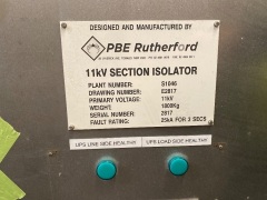 SI046 - Section Isolator - 11000V, 1250A - 8