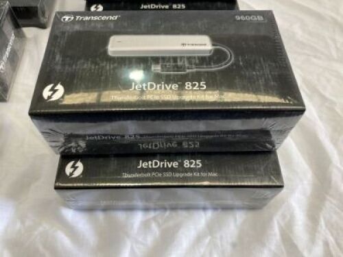 Quantity of 8 x assorted Transcend Jet Drives