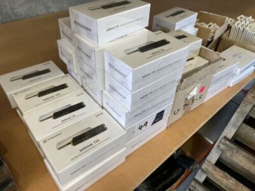 Quantity of approximately 90 x assorted Transcend JetDrives, JetMemory and JetDrive Lite