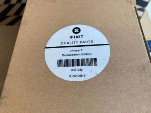 Quantity of 7 x iphone 7 and 7 Plus batteries