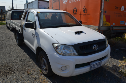 2/2010 Toyota Hilux SR 4x2 Cab Chassis Tray Utility