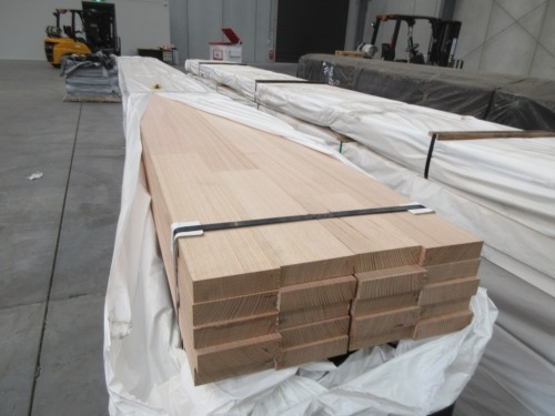 171 Lineal Metres of 240 X 33 SEL F/J Pack number: 184340 - Vic Ash