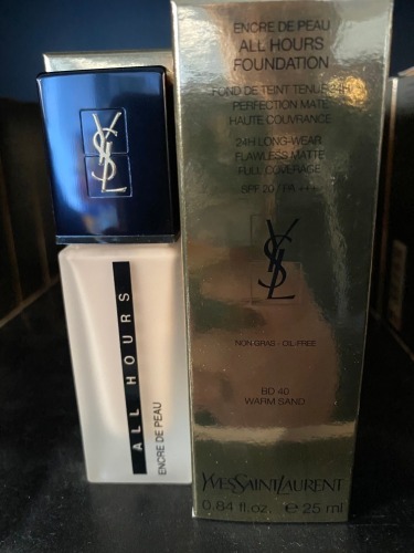 Approx 9 x YvesSaintLaurent Foundation. 24 hr Perfect Matte in various colours, 25ml Bottles, RRP$89