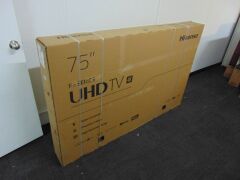 Hisense 75R6 - 75" Series 6 UHD Smart LED TV - 2