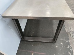 Heavy Duty Industrial Style Steel Hot Seat Desk - No cable holes (Dark Grey) 2000 L x 900 W - 2