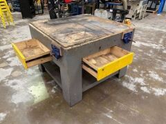 Carpenters Workbench with drawers and vice - 4