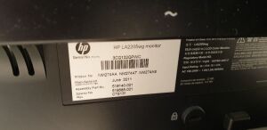 HP Compaq LA2205wg 22-inch Widescreen LCD Monitor - 3